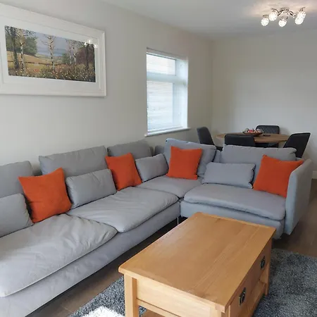 Sunnydale, بيت للعطل